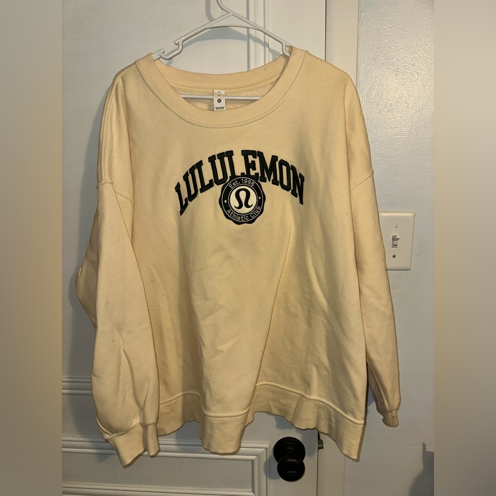 Lululemon Perfectly Oversized Crew in Buttercream